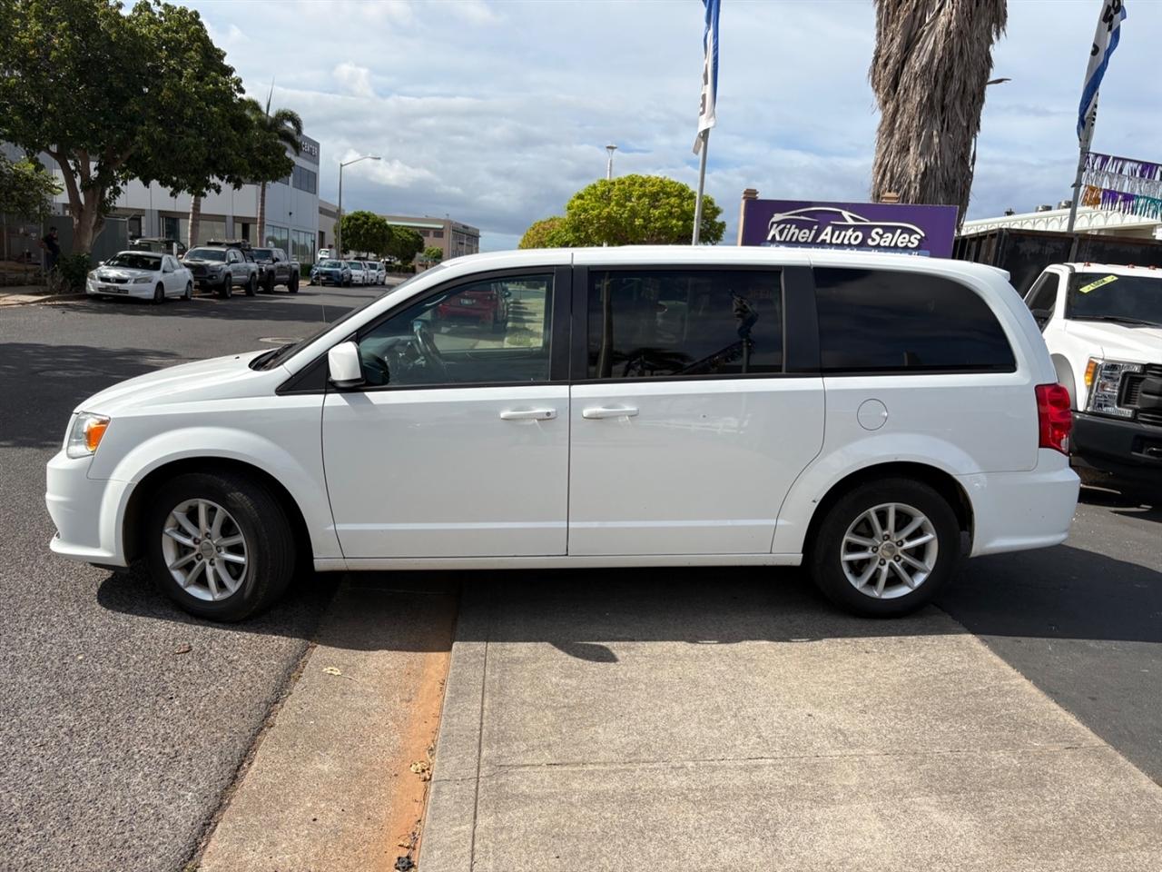dodge grand caravan 2020 2C4RDGBGXLR259359 image dodge grand caravan 2020 2C4RDGBGXLR259359 image
